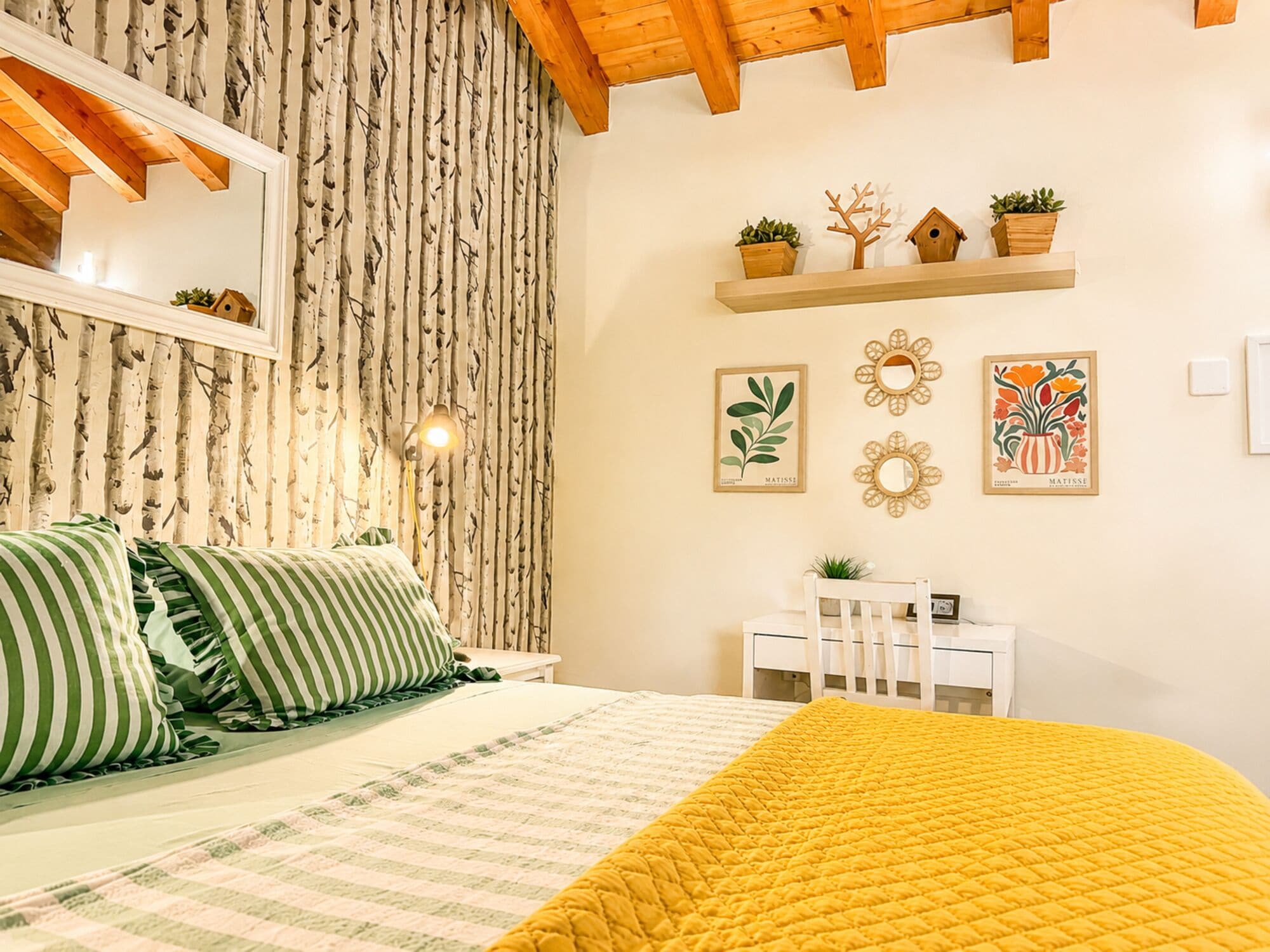 Quadrupla familiare, 1 camera da letto | Biancheria da letto di alta qualità, minibar, una scrivania