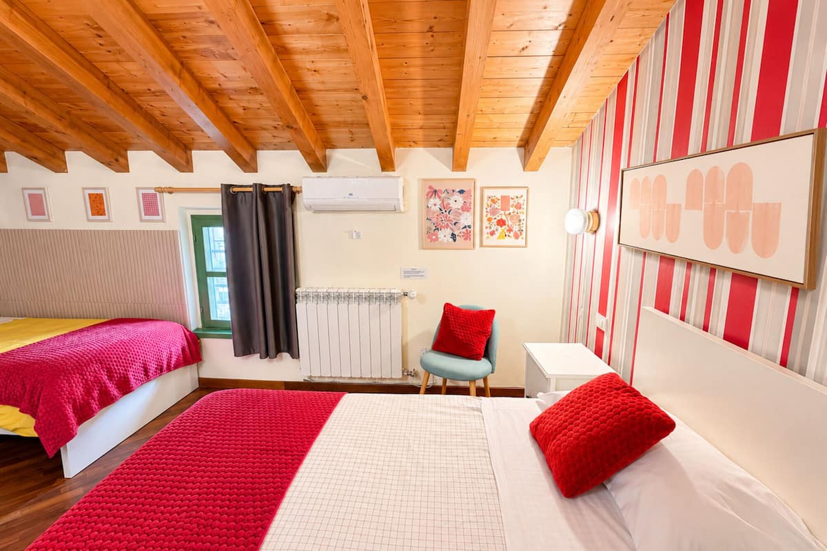 Zweibettzimmer, 2 Einzelbetten, mit Bad