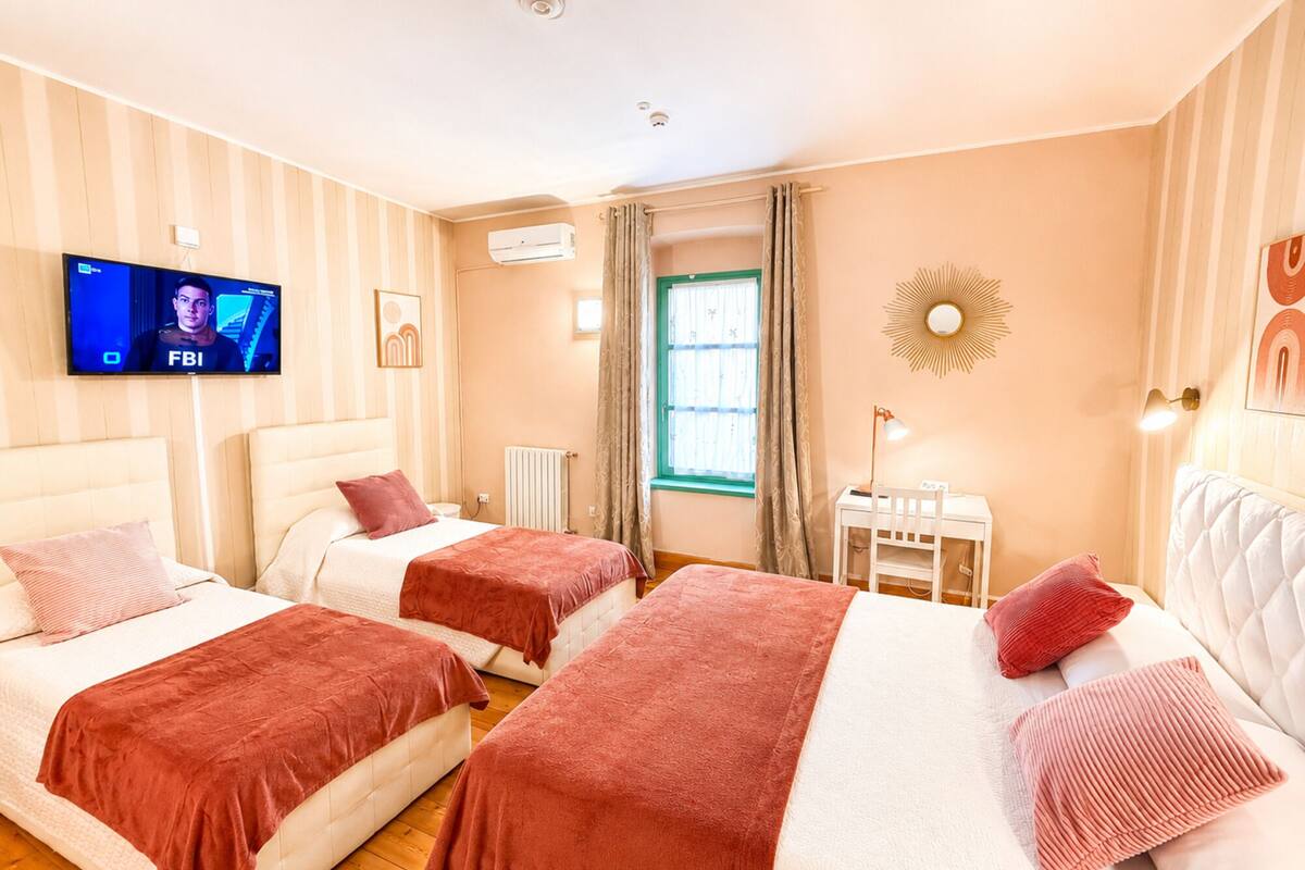 Deluxe-Vierbettzimmer, 1 Schlafzimmer, eigenes Bad
