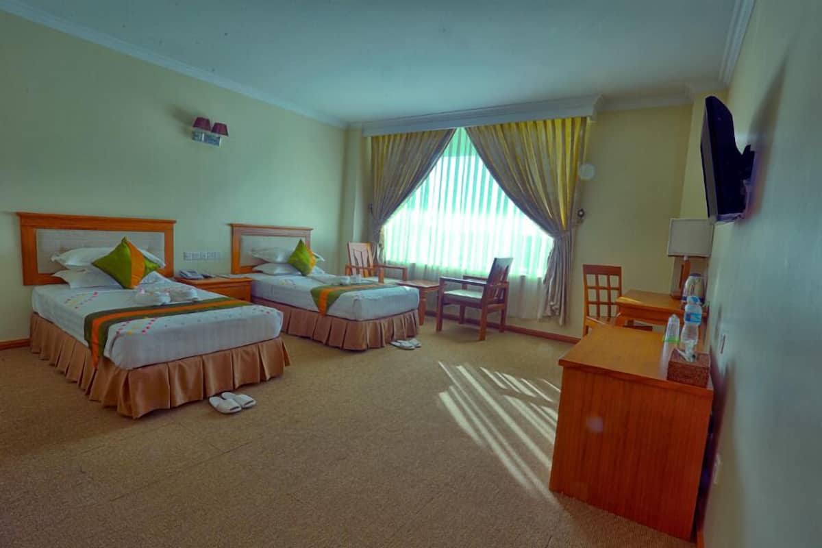 Executive Triple Room
