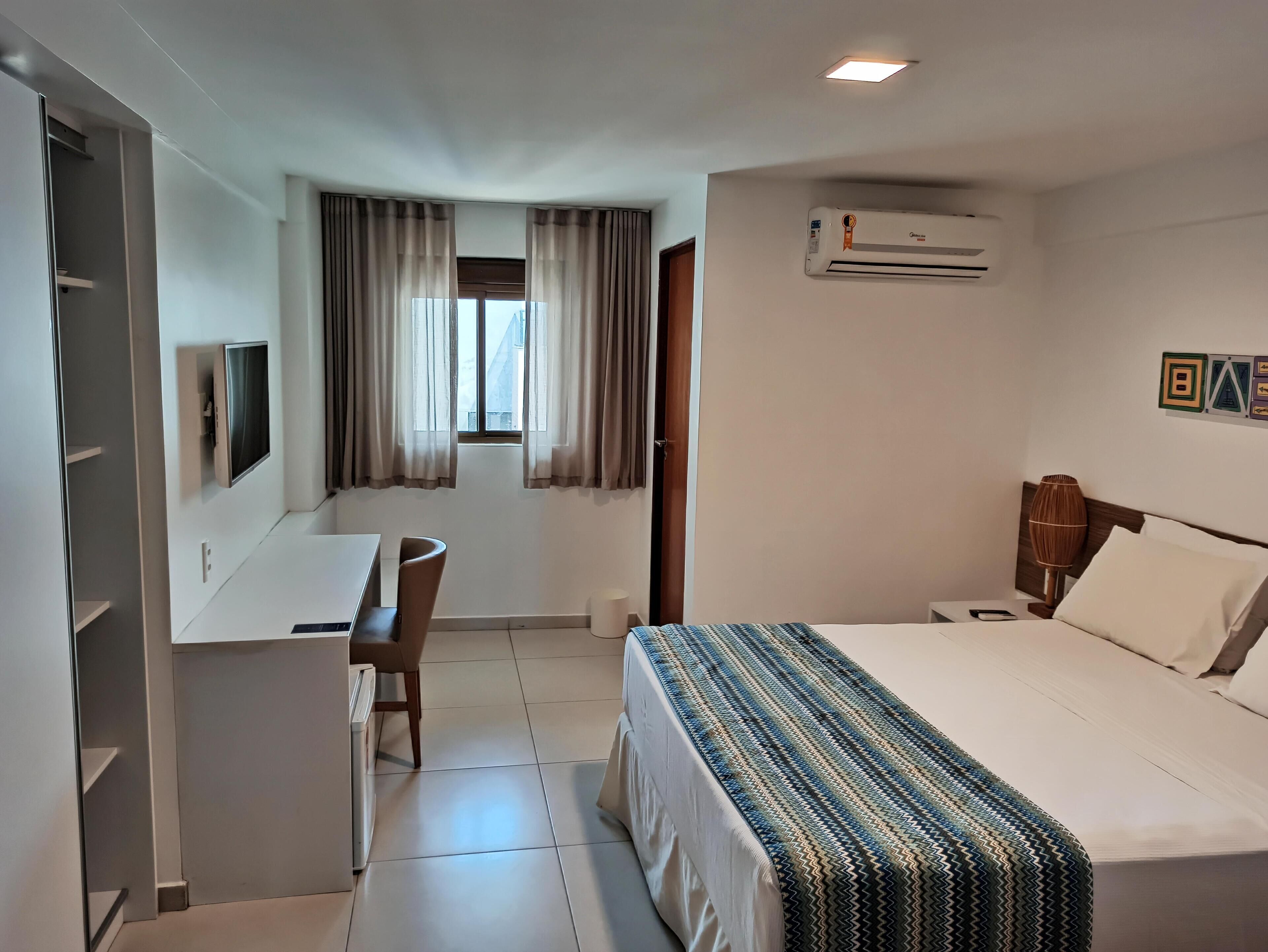 Minibar, in-room safe, desk, free WiFi