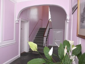 Lobby - Number 52 Charlotte Street (Glasgow)