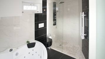 Double Room (Future) | Bathroom | Shower, free toiletries, hair dryer, towels
