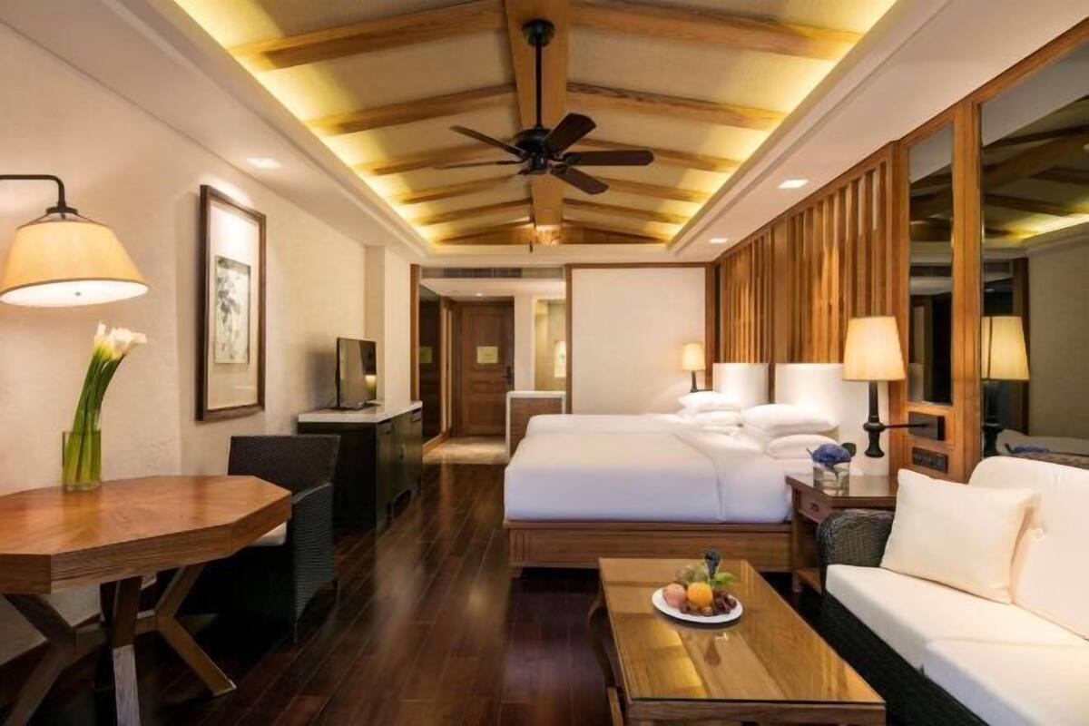 Minibar, in-room safe, blackout curtains, rollaway beds