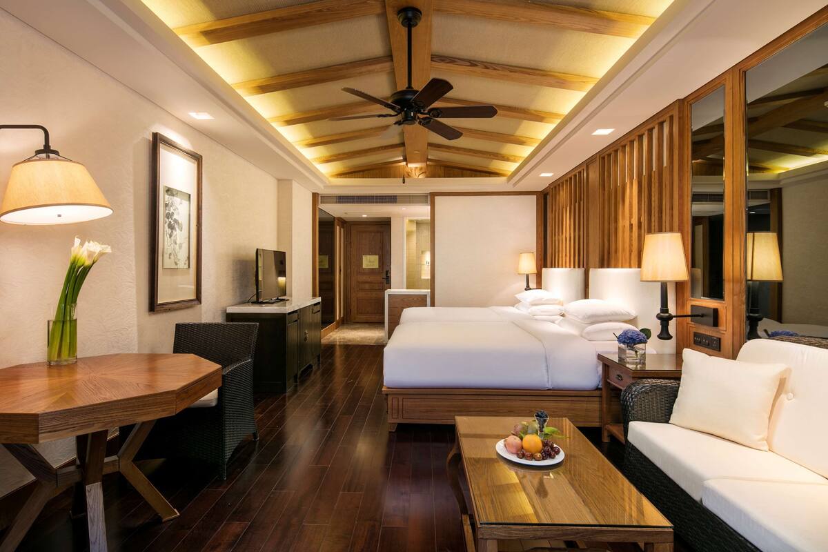 Minibar, in-room safe, blackout drapes, rollaway beds