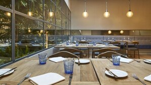 Restaurant - Portobay Marques (Lisbon)