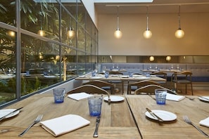 Unclassified image, 5 of 86, button - Portobay Marques (Lisbon)
