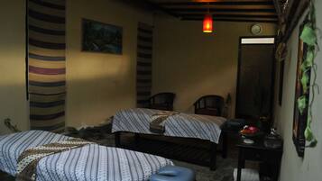 Body wrap, scrub corpo, trattamenti per il viso, manicure/pedicure