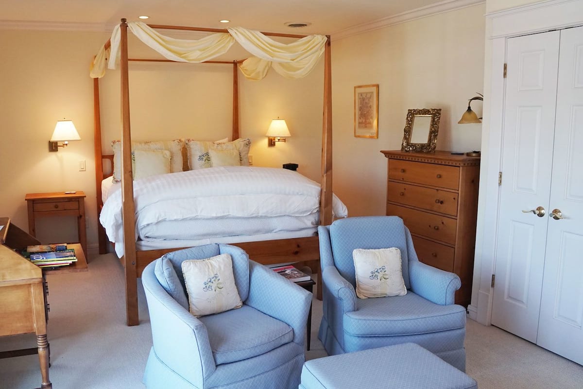 Suite, 1 grand lit (Day Lilly) | Literie de qualité supérieure, décoration personnalisée