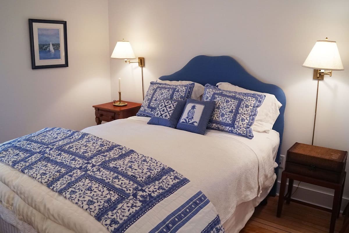 Casa de campo, 2 quartos (South) | Roupas de cama premium, escrivaninha, ferros/tábuas de passar roupa