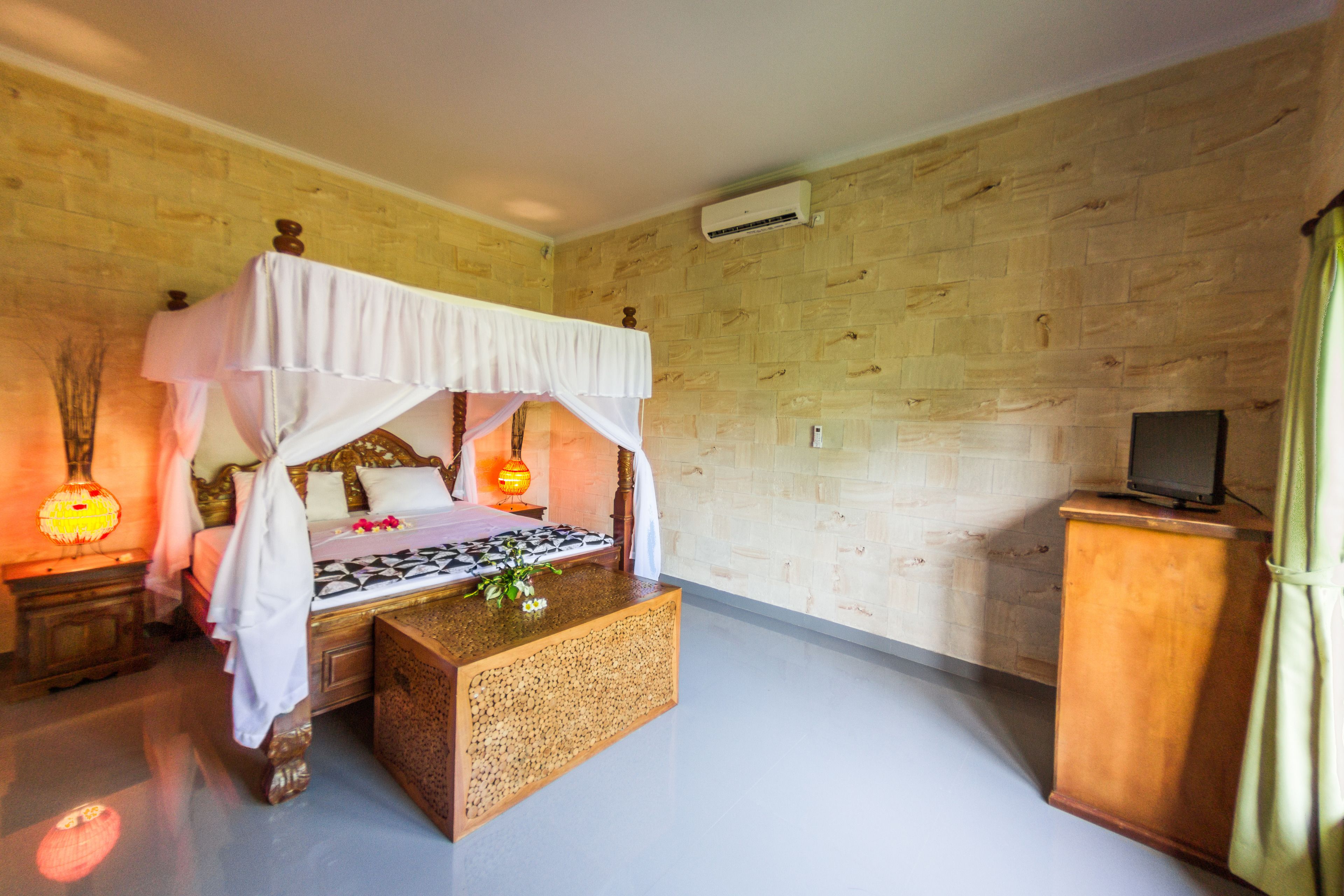 deluxe bungalow, 1 double bed, garden view | desk, free wifi, bed sheets