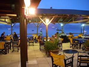 Breakfast, lunch, dinner served; Greek cuisine