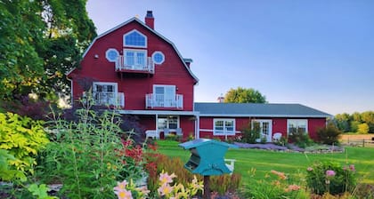 Chanticleer Guest House