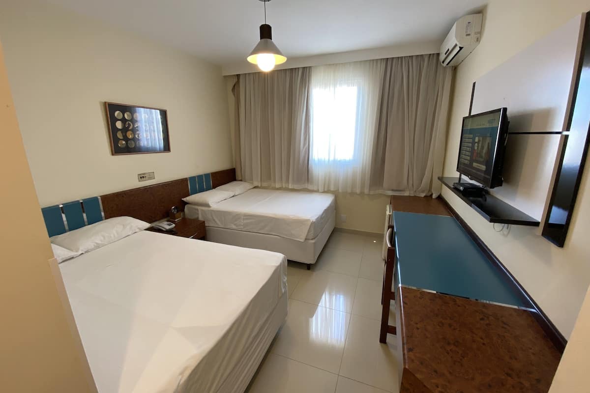 deluxe twin room, 2 single beds | minibar, desk, blackout curtains, soundproofing