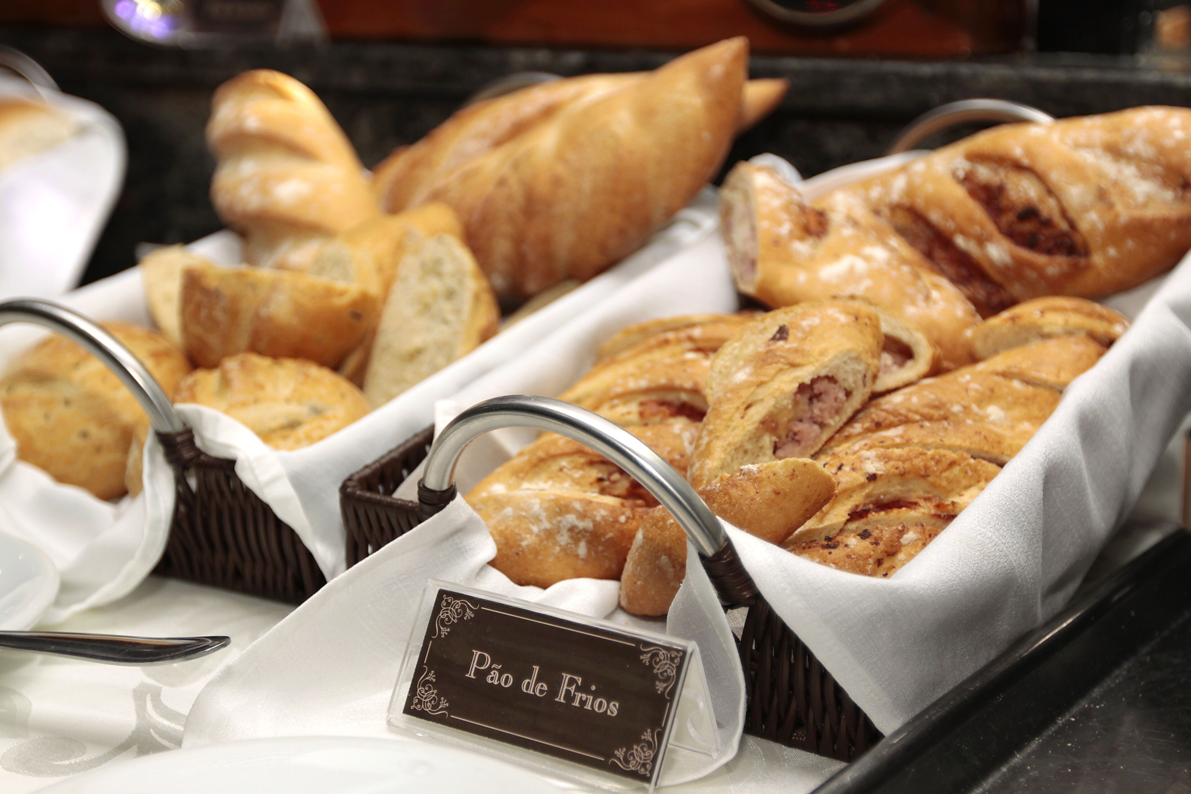 free daily cooked-to-order breakfast