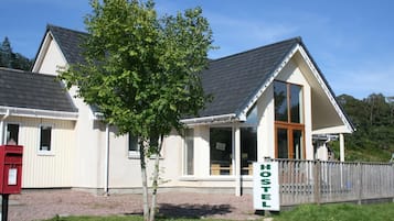 Esterni
