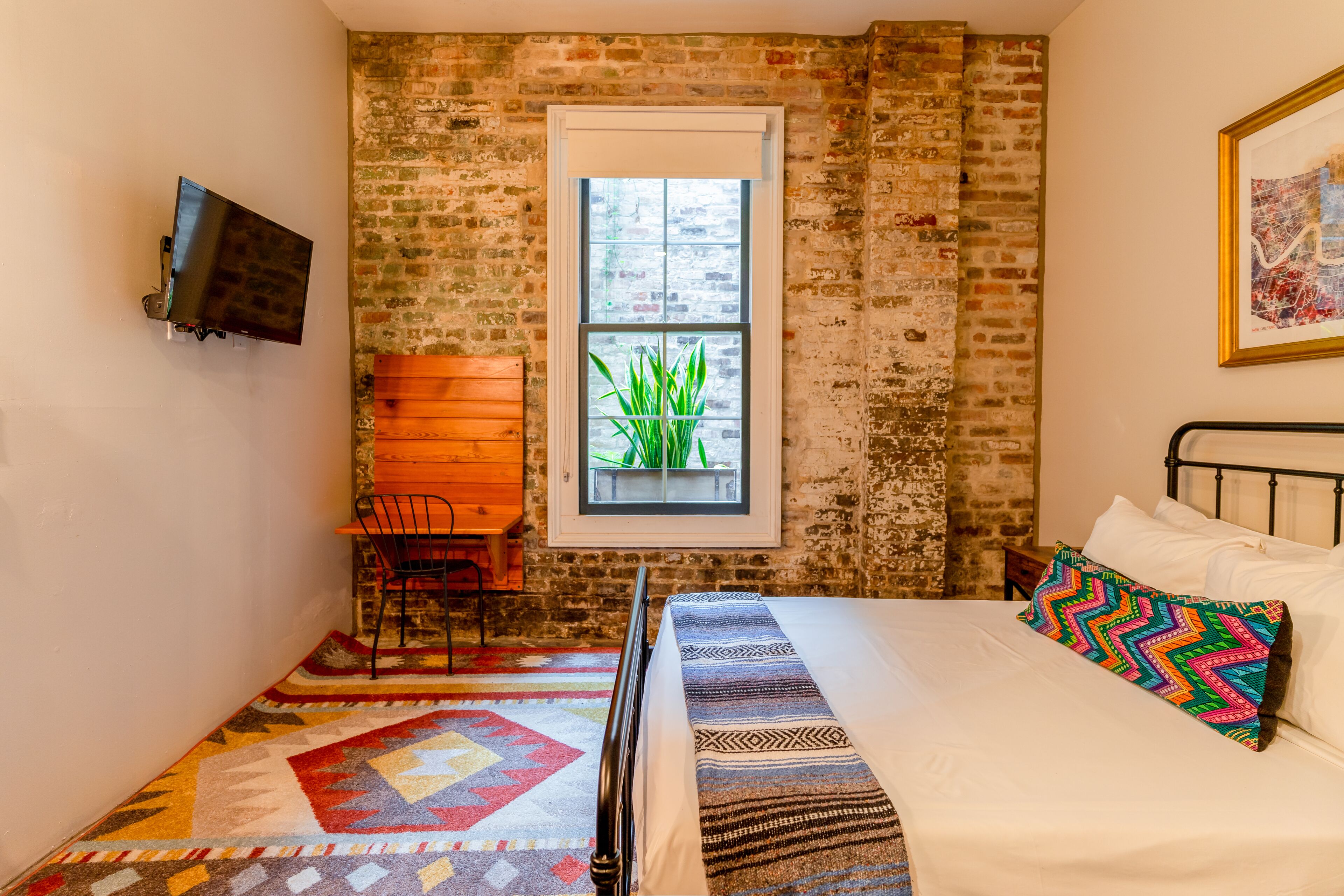 standard room | 3 bedrooms, free wifi, bed sheets