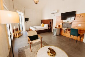 Suite (Room) | Free WiFi, bed sheets