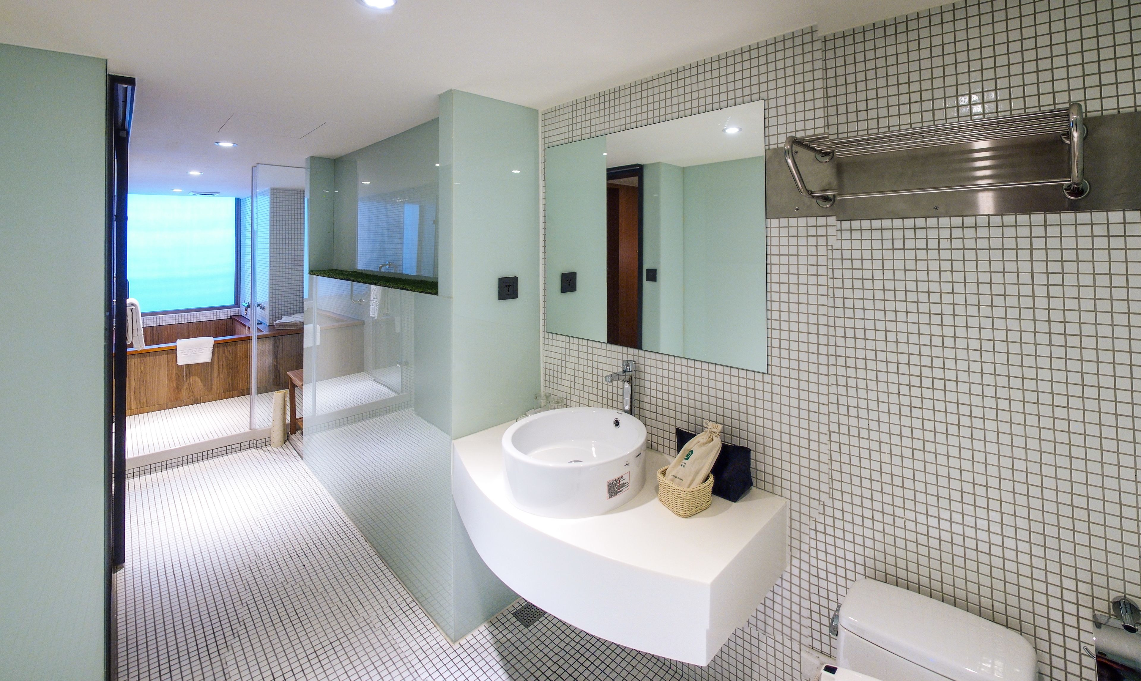 suite | bathroom | free toiletries, hair dryer, slippers, towels