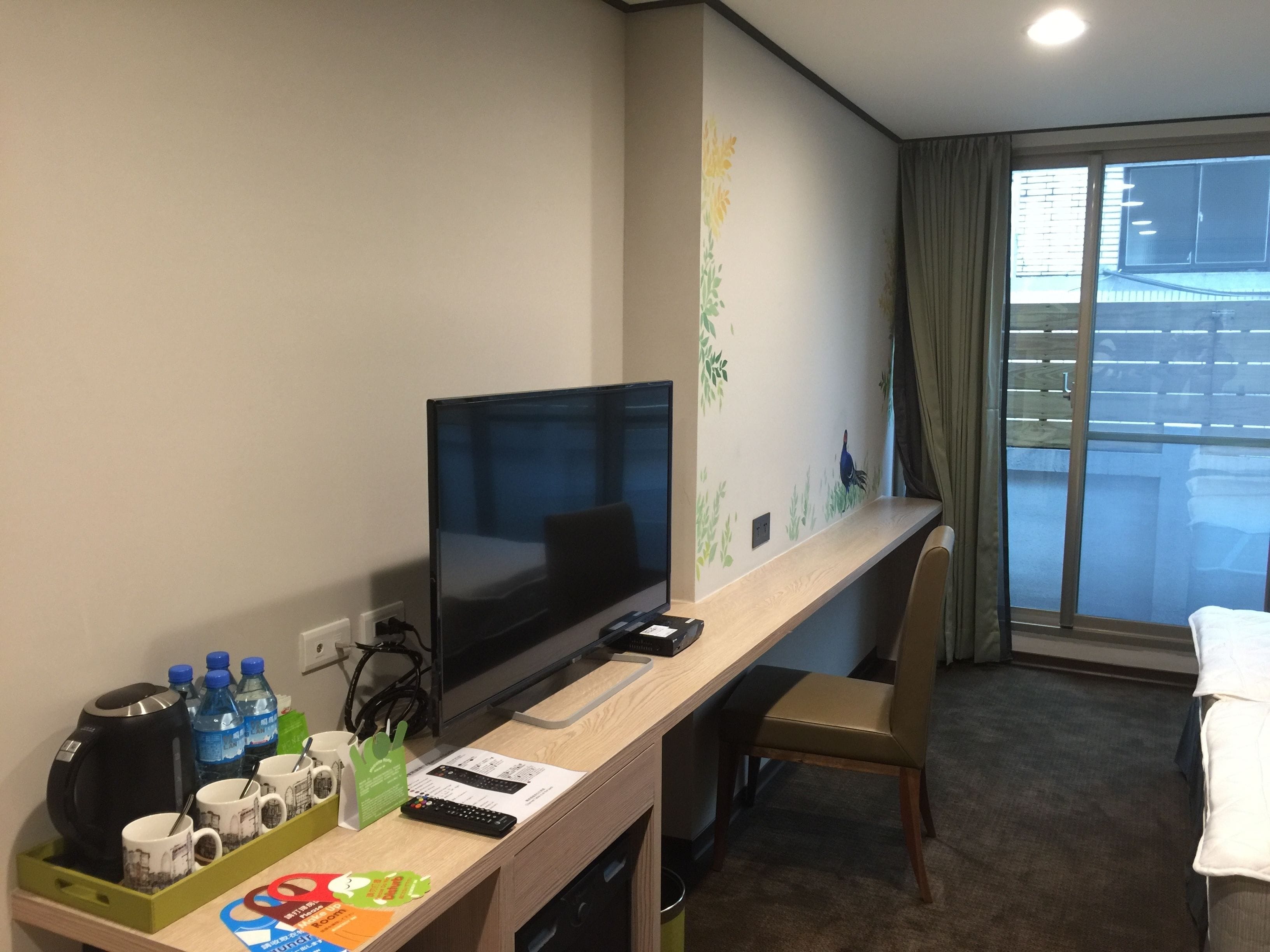 1 bedroom, premium bedding, down duvets, in-room safe