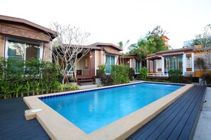 Ngoại thất