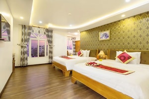 Minibar, in-room safe, blackout curtains, free WiFi