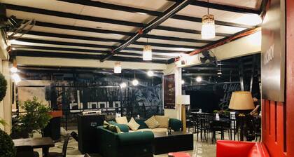 Hometown Hotel Bacolod - Lacson