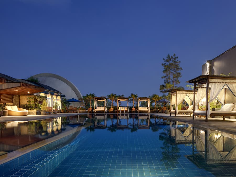 Alberca al aire libre