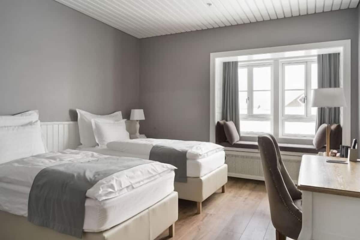 In-room safe, desk, laptop workspace, blackout curtains