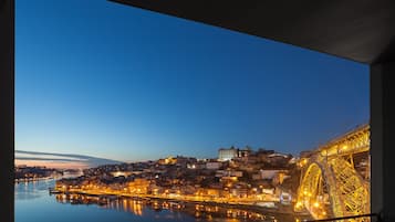 Departamento, 2 habitaciones, balcón (D. Luís) | Vista desde la propiedad