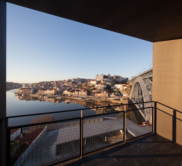 Apartment, 2 Schlafzimmer, Balkon (D. Luís) | Balkon