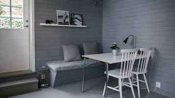 Stuga | Skrivbord och gratis wi-fi