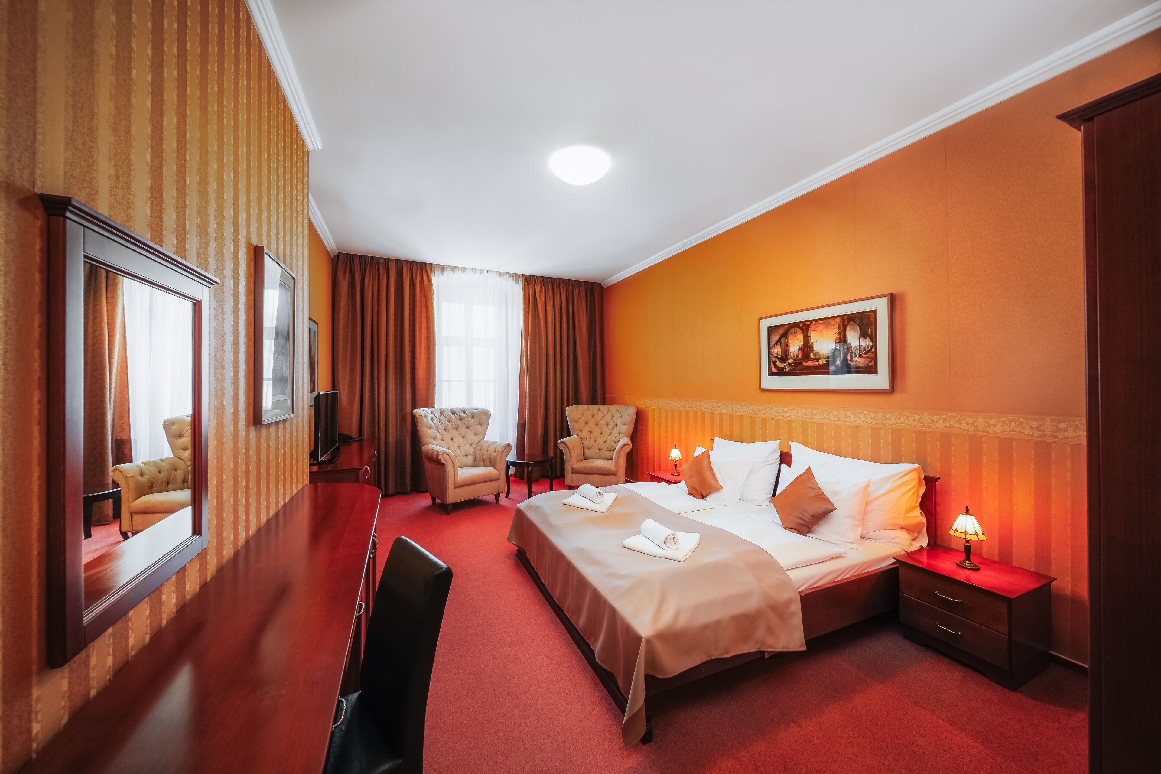 deluxe double or twin room, 1 bedroom | minibar, desk, iron/ironing board, free wifi