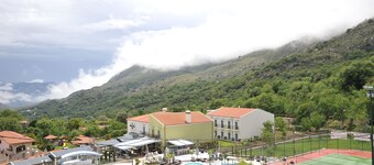 Alexander Mountain Resort
