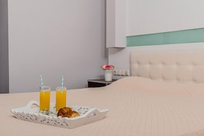 In-room safe, free cribs/infant beds, free WiFi - Afandou Beach (Rhodes)