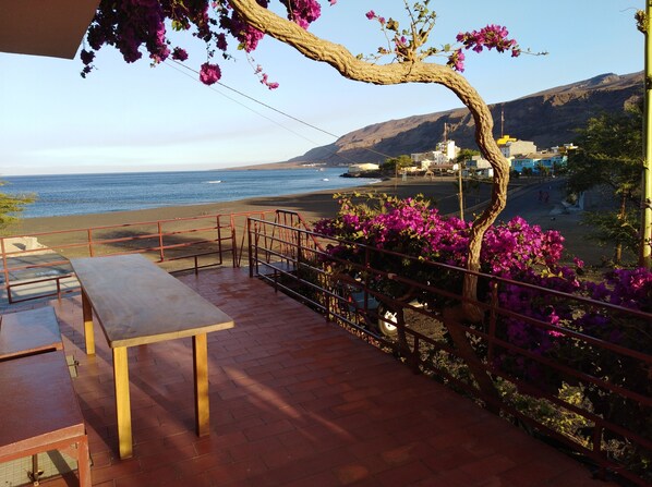 Front of property - Edificio Magico (Sao Nicolau)