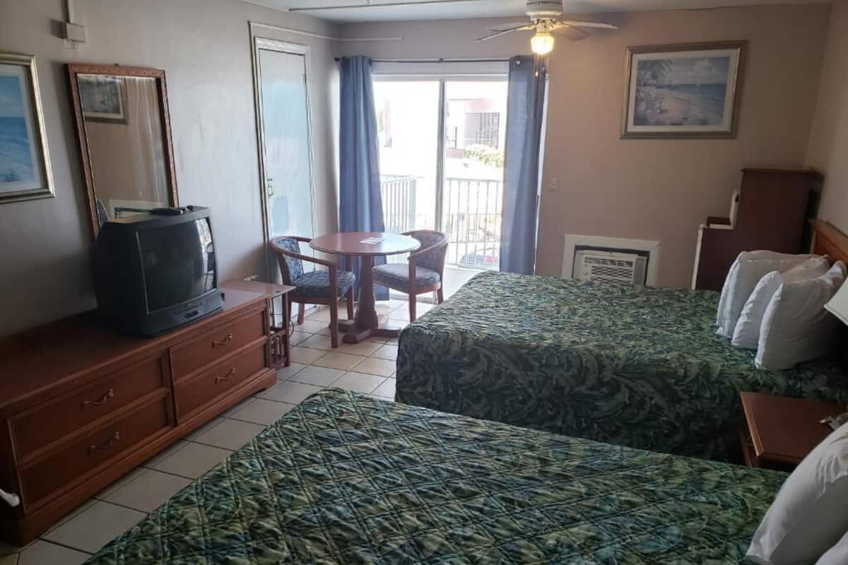 Garden View Standard | Iron/ironing board, free WiFi, bed sheets