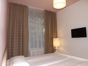 Family Triple Room, 1 Bedroom, Private Bathroom, Ground Floor