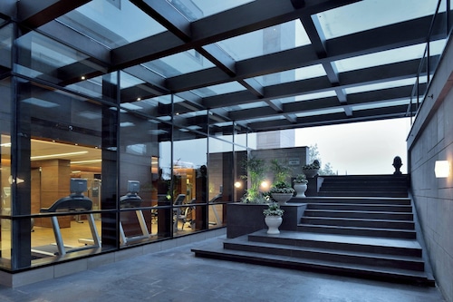 Courtyard by Marriott Raipur