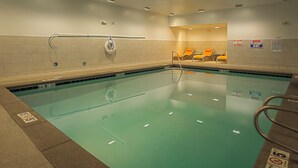 Indoor pool - Holiday Inn Express & Suites Boise Airport by IHG (Boise)
