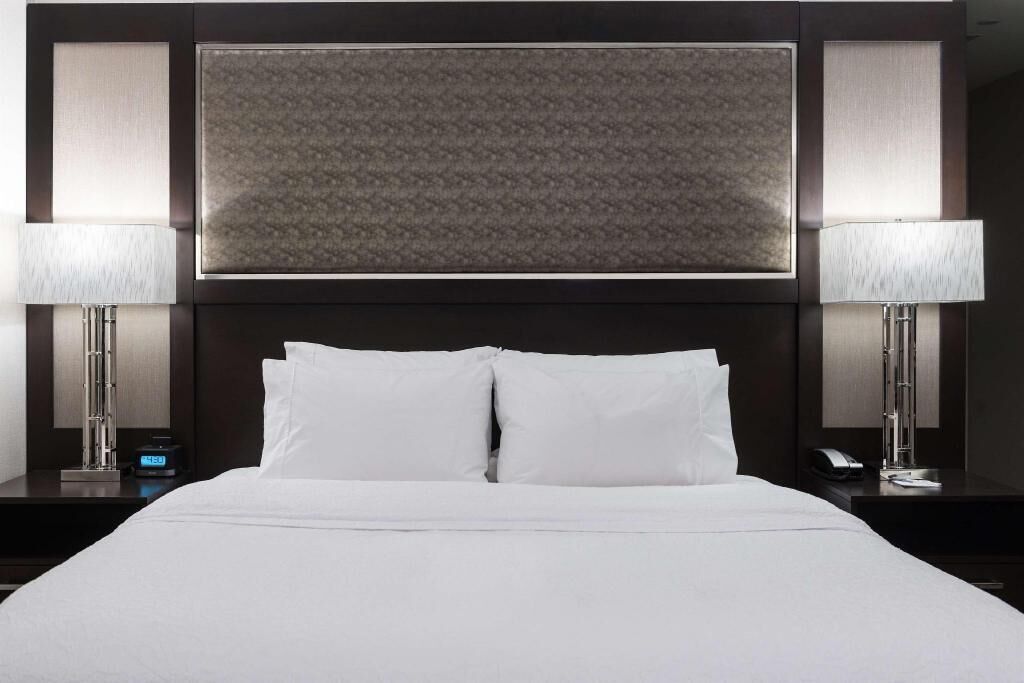 In-room safe, desk, laptop workspace, iron/ironing board