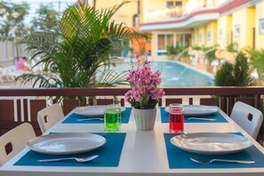 Restaurant - Smile Residence (Chalong)
