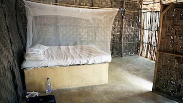 Standard Double Room | In-room safe, bed sheets
