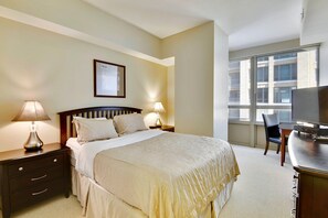 1 bedroom, desk, iron/ironing board, free WiFi - Bridgestreet Acadia at Metropolitan Park (Arlington)
