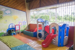 Children's play area - indoor