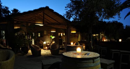 Le Petit Hotel du Flouka