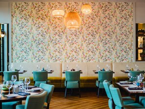Breakfast, lunch, dinner and brunch served - The Mayton (Cary)