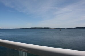 Premium King Deluxe Room -1 King Bed | View from room - Tides Inn & Suites (Port Townsend)