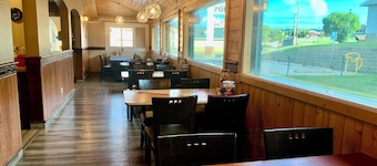 Peace Valley Inns