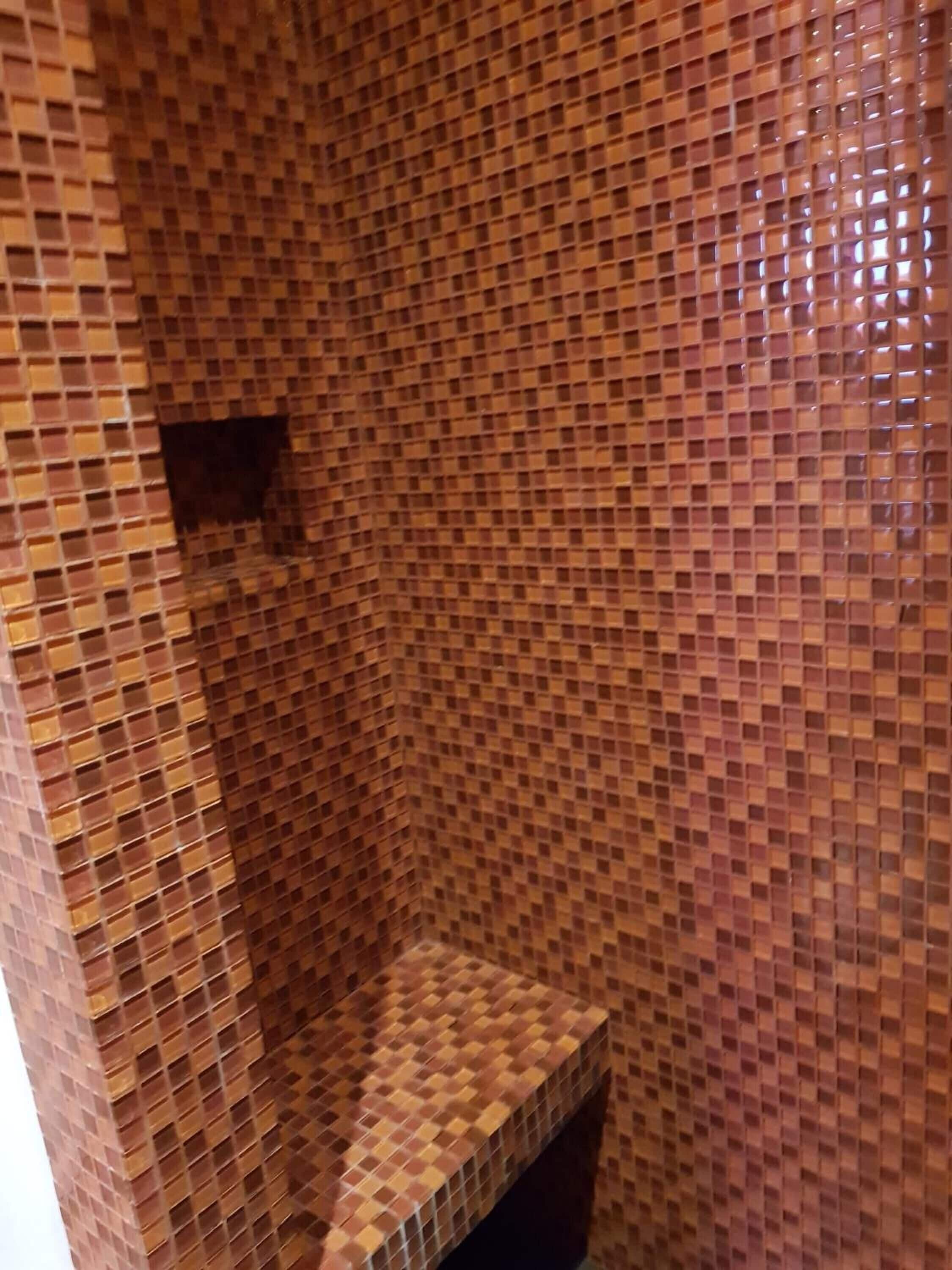 standard room | bathroom | free toiletries, hair dryer, slippers, towels